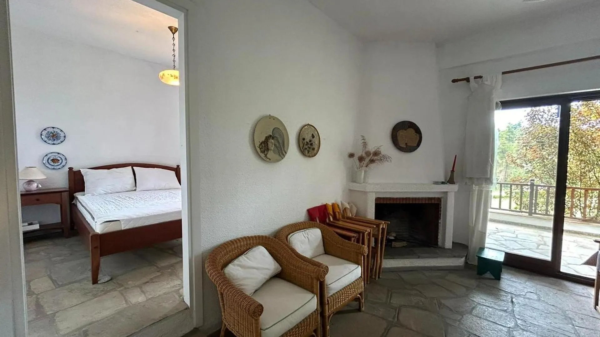 펜션 Maisonette With Garden Under The Elani Pines 그리스