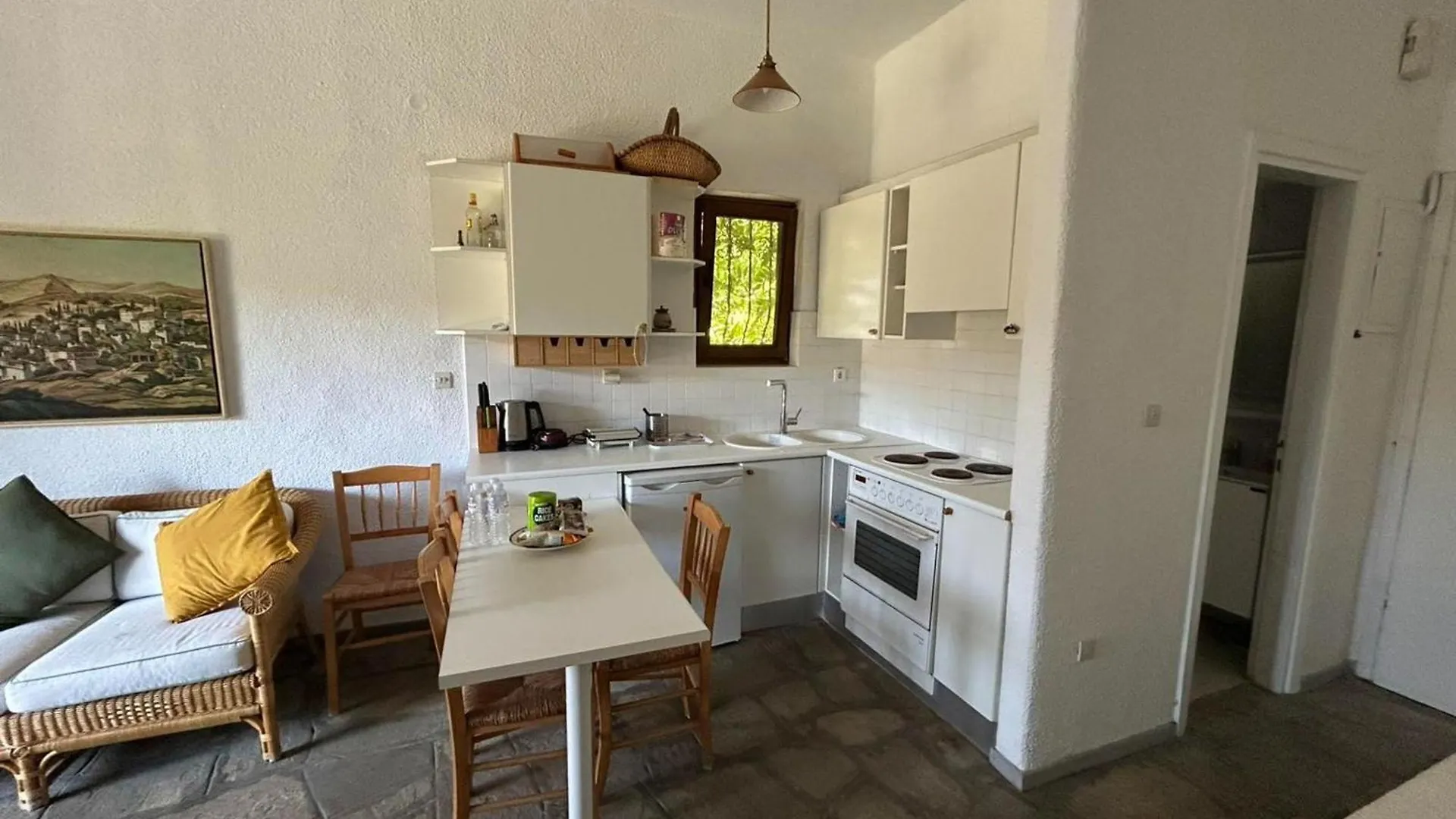 Maisonette With Garden Under The Elani Pines 0*,